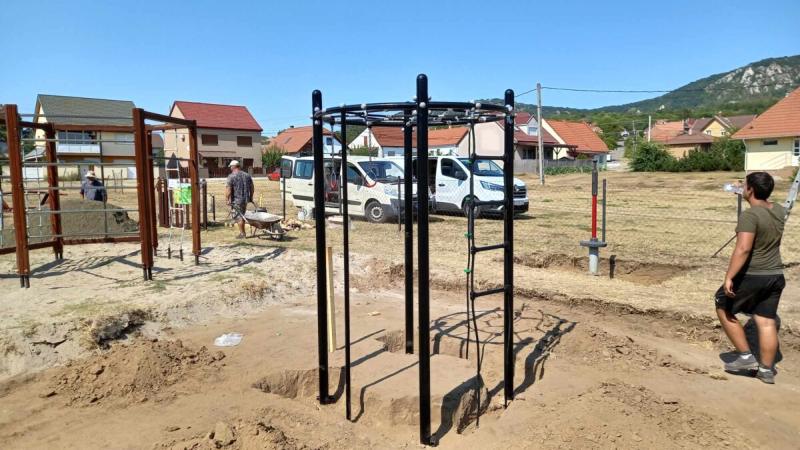 Streetworkout- és fitneszpálya kivitelezés